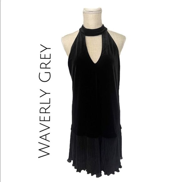 Waverly Grey Marianna Velvet Halter Dress m - Picture 1 of 14